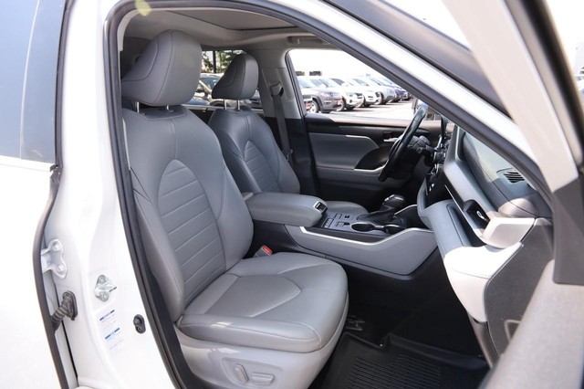 Toyota Highlander Vehicle Image 29