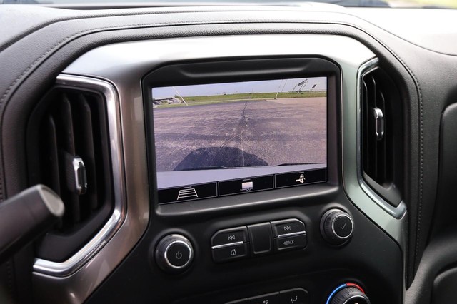 Chevrolet Silverado 1500 Vehicle Image 16
