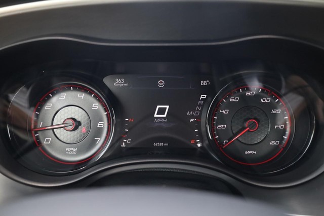 Dodge Charger Vehicle Image 14