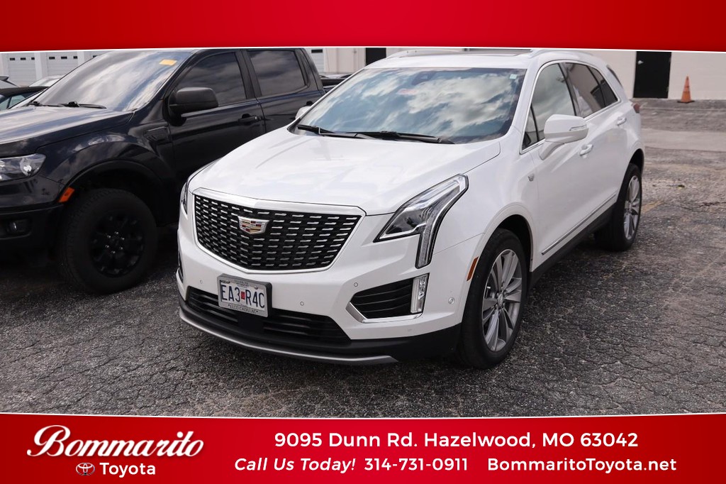Cadillac XT5 Vehicle Full-screen Gallery Image 01