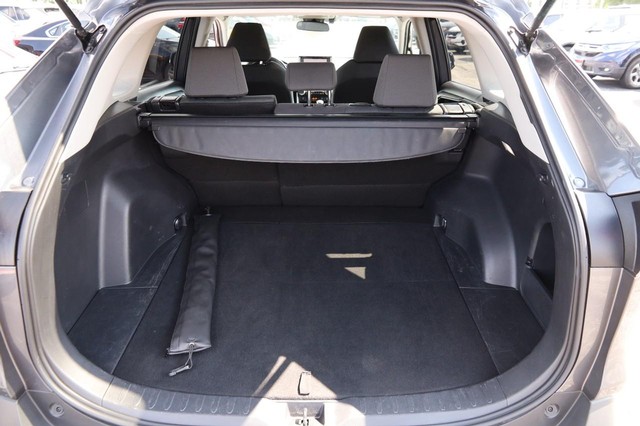 Toyota RAV4 Vehicle Image 07