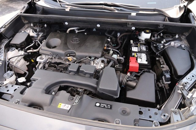 Toyota RAV4 Vehicle Image 26