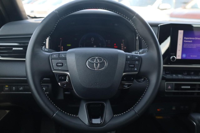 Toyota Camry Vehicle Image 08