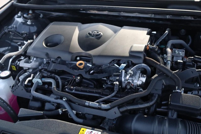 Toyota Camry Vehicle Image 26