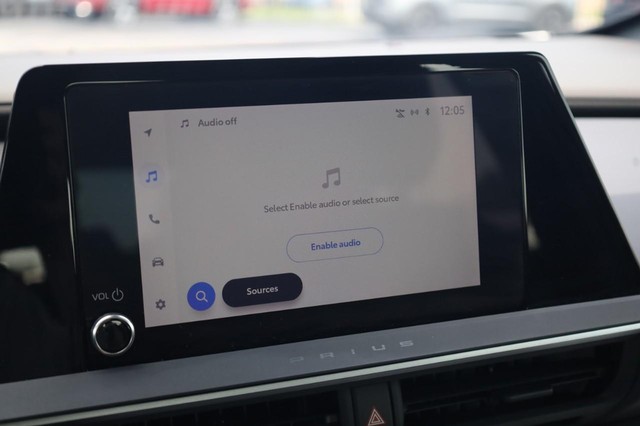 Toyota Prius Vehicle Image 14