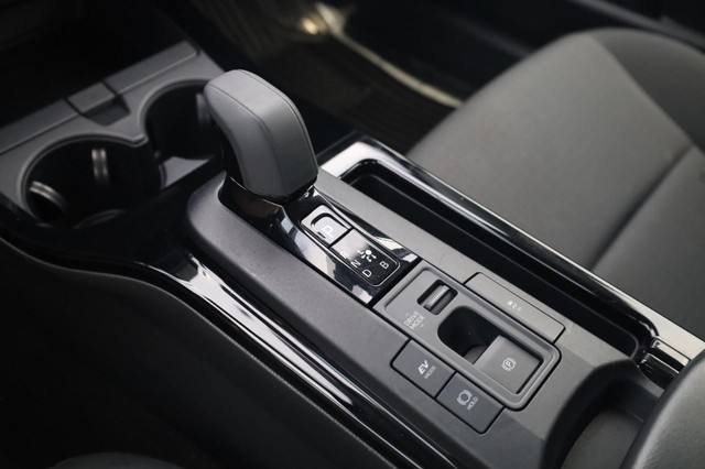 Toyota Prius Vehicle Image 18