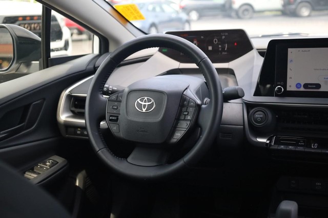 Toyota Prius Vehicle Image 23