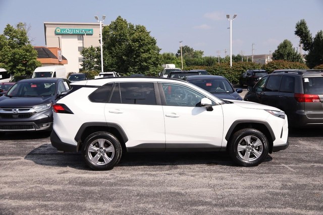 Toyota RAV4 Vehicle Image 05