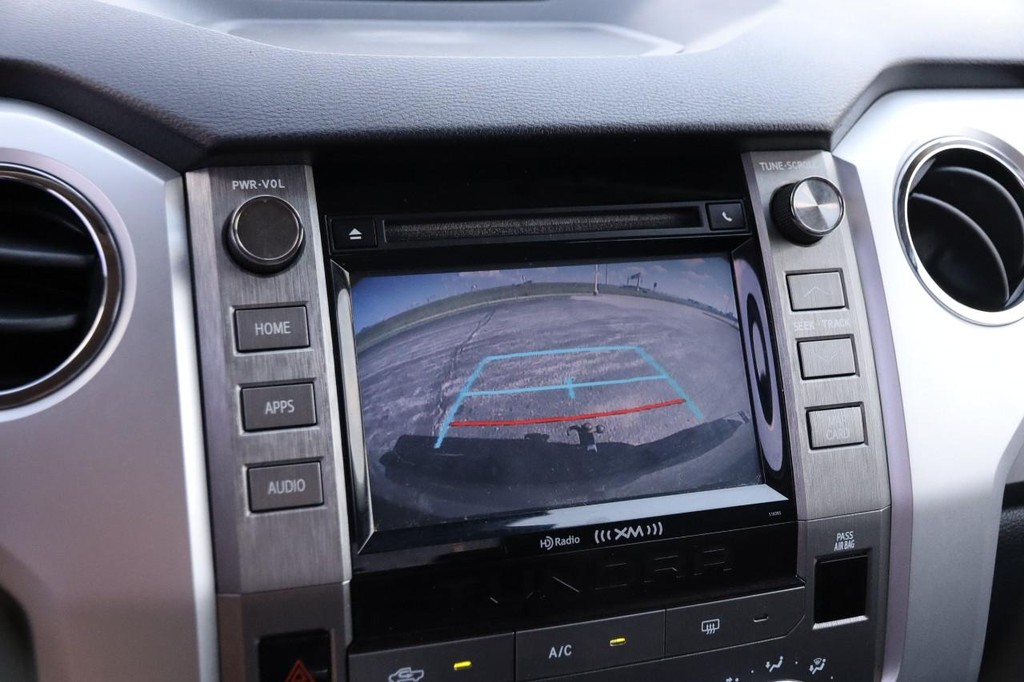 Toyota Tundra 2WD Vehicle Full-screen Gallery Image 16