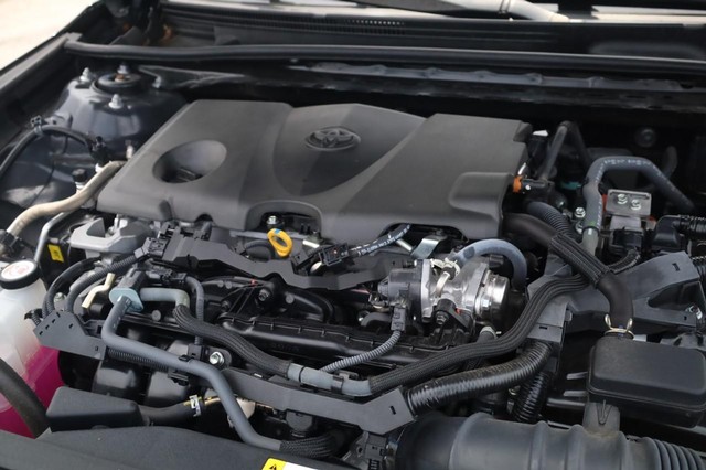 Toyota Camry Vehicle Image 26