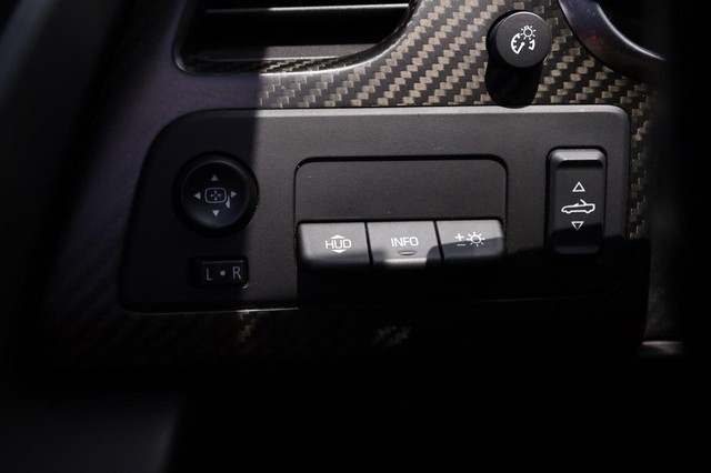Chevrolet Corvette Vehicle Image 20