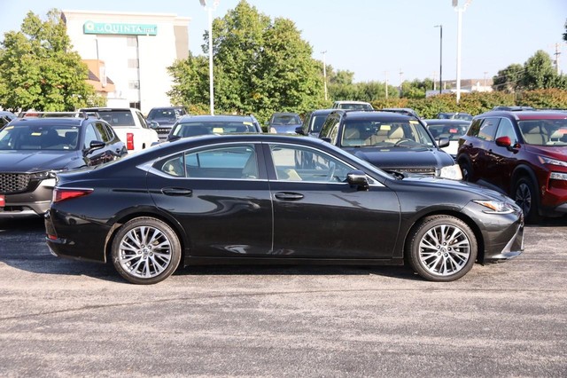 Lexus ES Vehicle Image 05