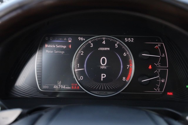 Lexus ES Vehicle Image 14