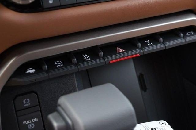 Toyota Tundra 4WD Vehicle Image 20