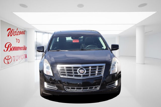 Cadillac XTS Vehicle Full-screen Gallery Image 04