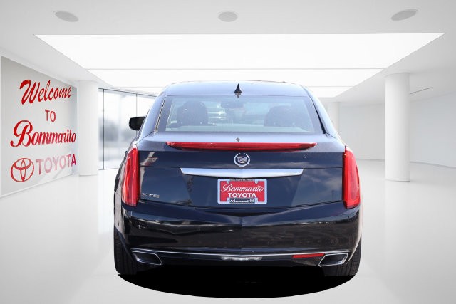 Cadillac XTS Vehicle Full-screen Gallery Image 06