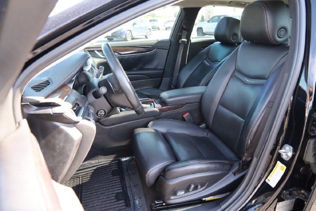 Cadillac XTS Vehicle Full-screen Gallery Image 09