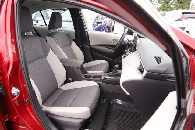 Toyota Corolla Vehicle Full-screen Gallery Image 25