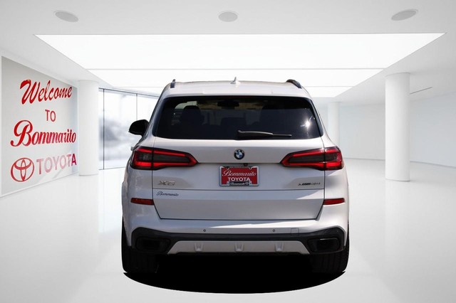 BMW X5 Vehicle Image 06