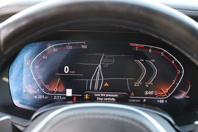BMW X5 Vehicle Image 15