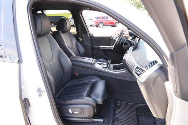 BMW X5 Vehicle Image 31