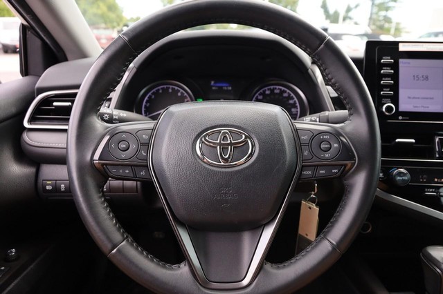 Toyota Camry Vehicle Image 12
