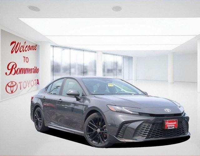 Toyota Camry Vehicle Full-screen Gallery Image 2