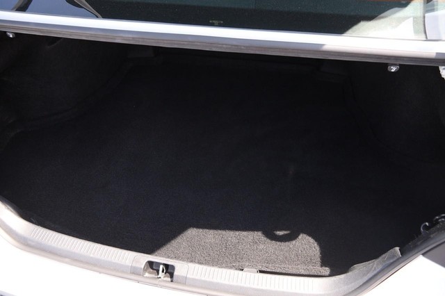 Toyota Camry Vehicle Image 07
