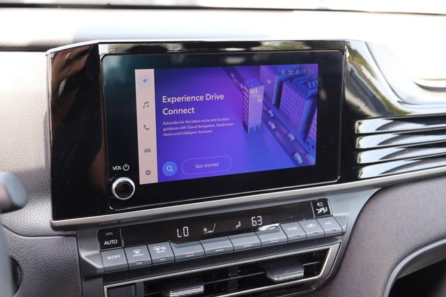 Toyota Camry Vehicle Image 15