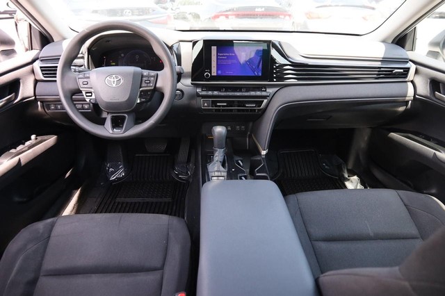 Toyota Camry Vehicle Image 21