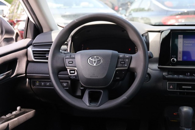 Toyota Camry Vehicle Image 23