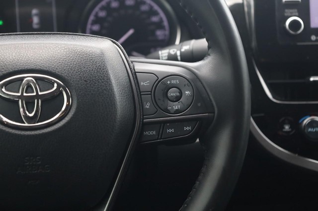 Toyota Camry Vehicle Image 08