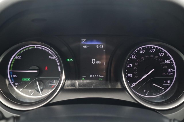 Toyota Camry Vehicle Image 12