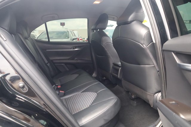 Toyota Camry Vehicle Image 20