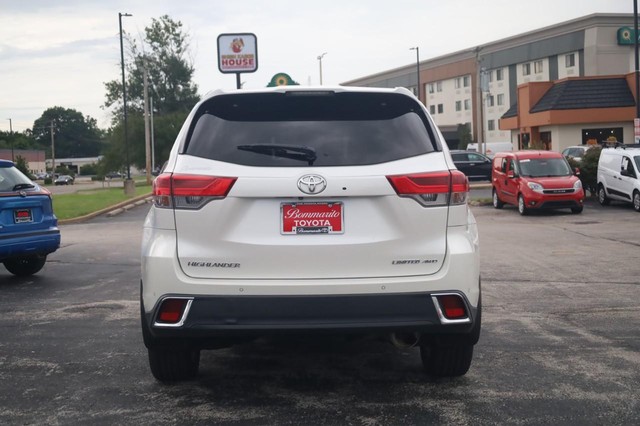 Toyota Highlander Vehicle Image 05