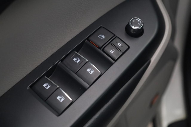 Toyota Highlander Vehicle Image 10