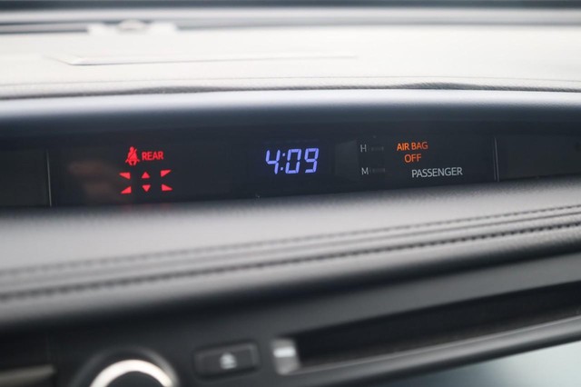 Toyota Highlander Vehicle Image 14