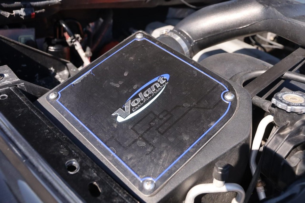 Dodge Ram SRT-10 Vehicle Full-screen Gallery Image 31