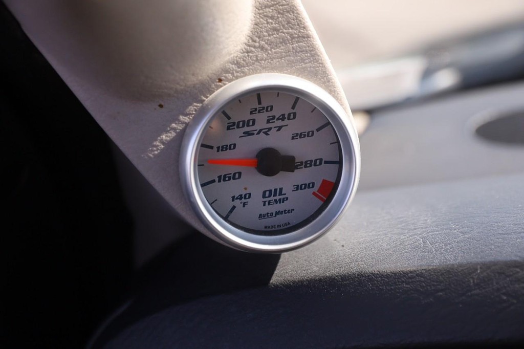 Dodge Ram SRT-10 Vehicle Full-screen Gallery Image 33