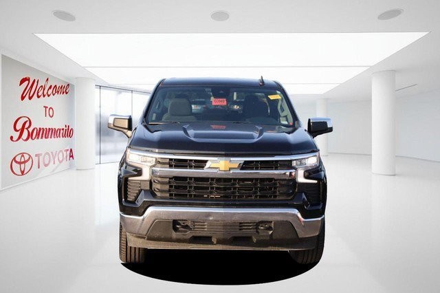 Chevrolet Silverado 1500 Vehicle Image 04