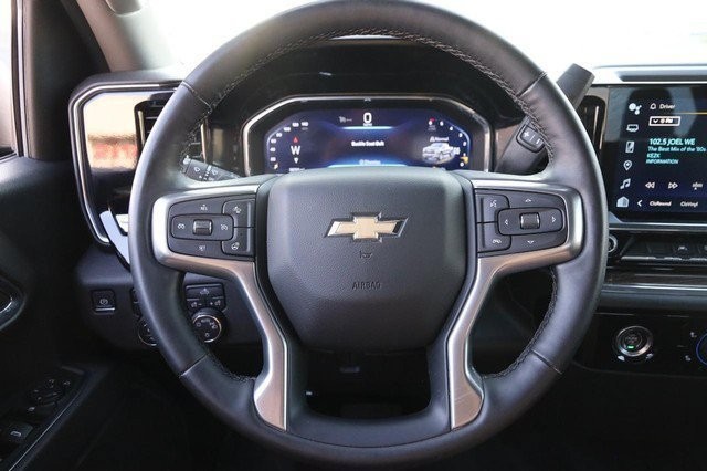 Chevrolet Silverado 1500 Vehicle Image 10