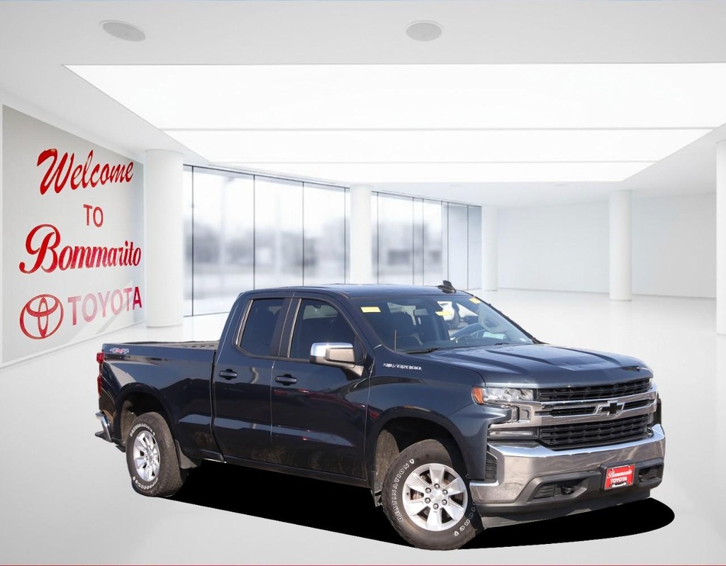 Chevrolet Silverado 1500 Vehicle Full-screen Gallery Image 02