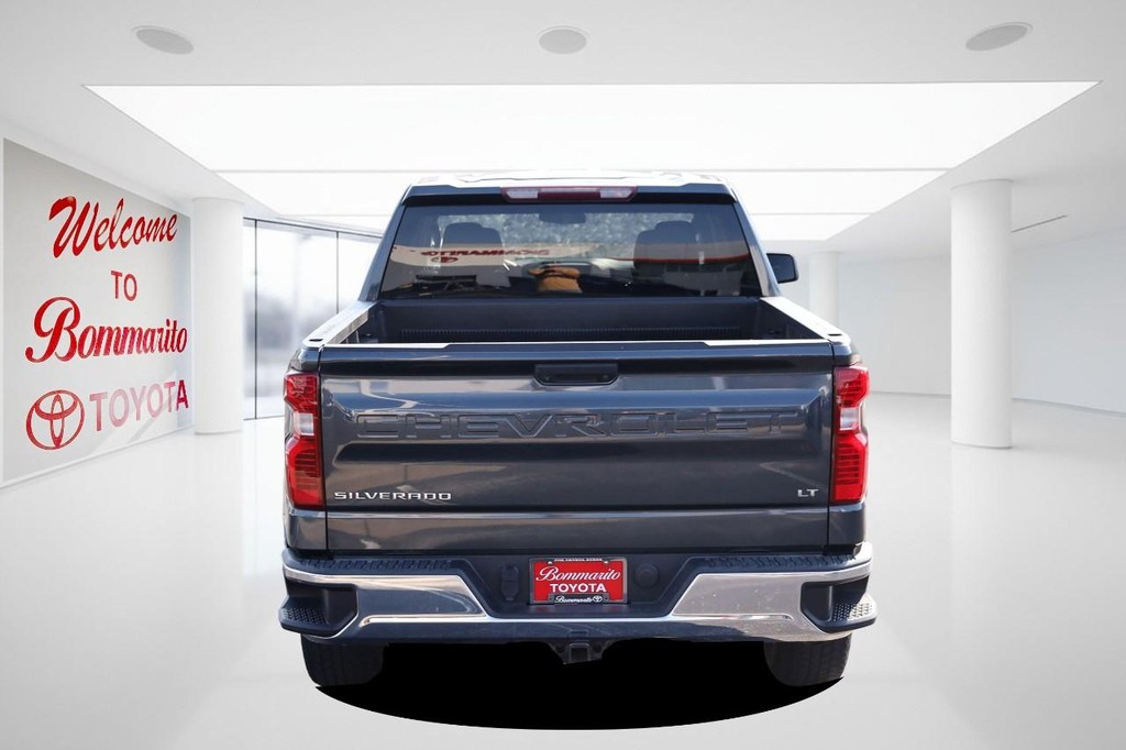 Chevrolet Silverado 1500 Vehicle Full-screen Gallery Image 06