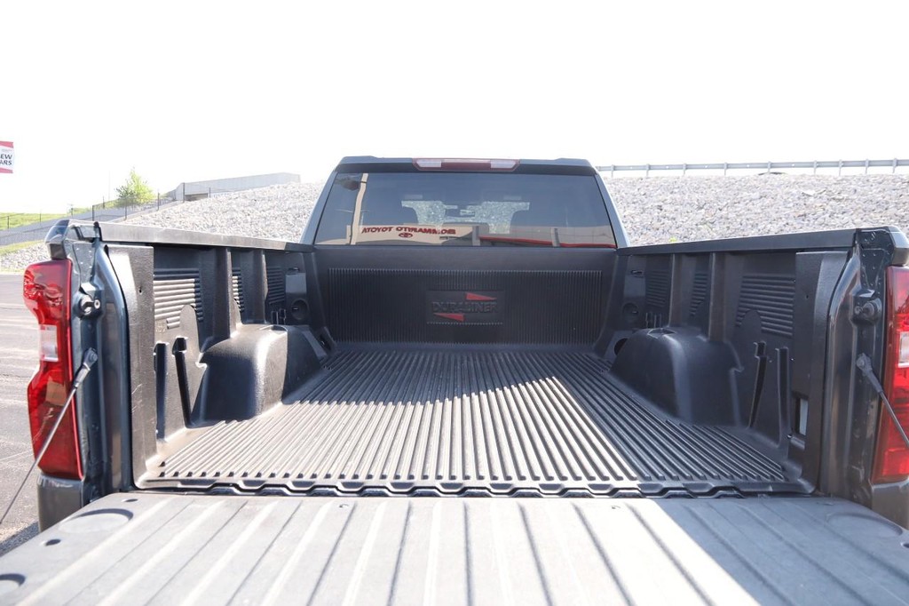 Chevrolet Silverado 1500 Vehicle Full-screen Gallery Image 07