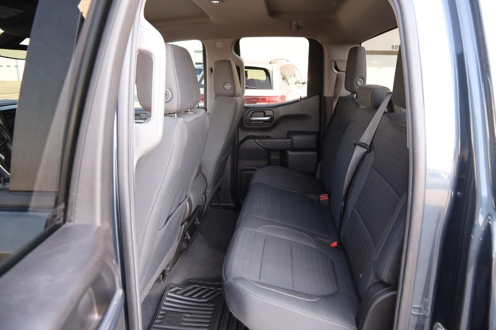 Chevrolet Silverado 1500 Vehicle Full-screen Gallery Image 09