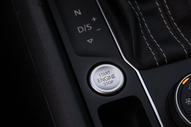 Volkswagen Atlas Vehicle Image 17