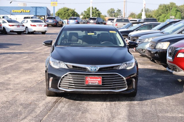 Toyota Avalon Hybrid Vehicle Image 04
