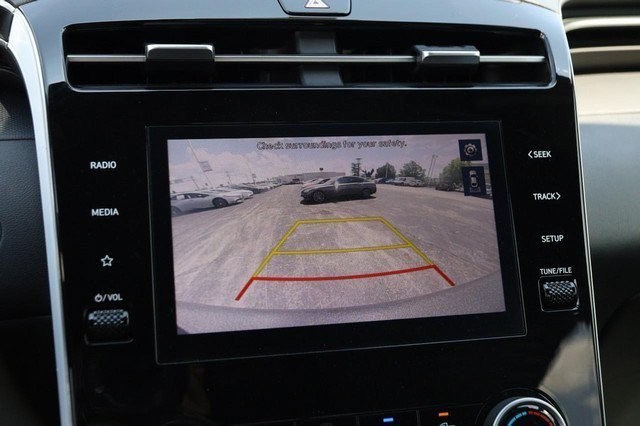 Hyundai Santa Cruz Vehicle Image 18