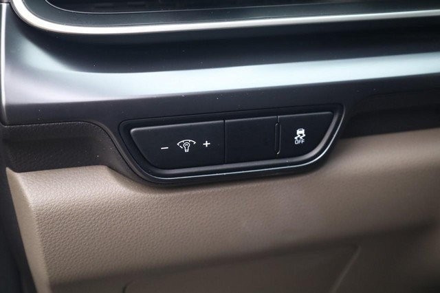 Kia Carnival Vehicle Image 12
