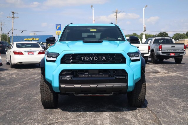 Toyota 4Runner Vehicle Image 03